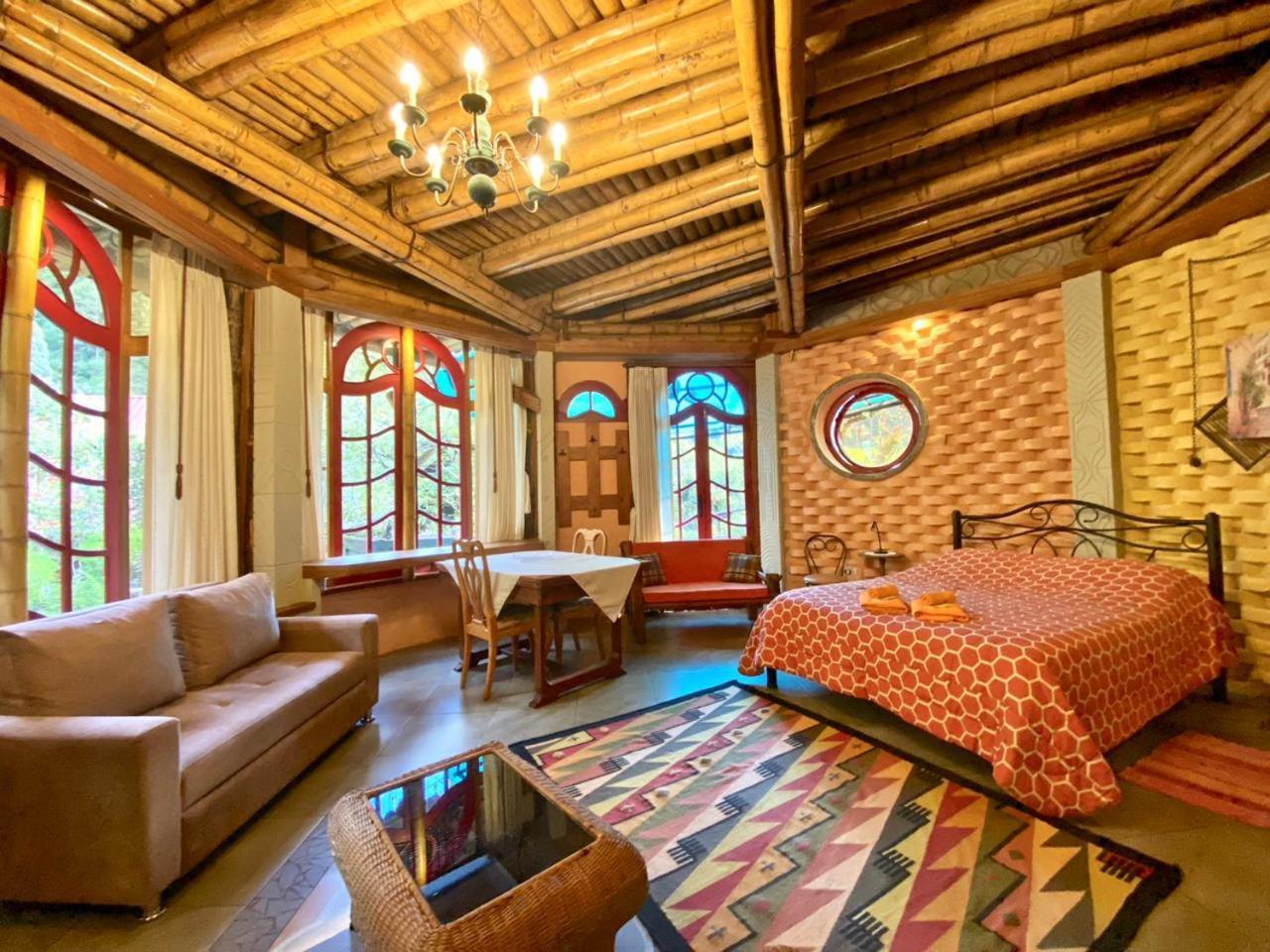 Finca Chamanapamba Guest House บาญอส ภายนอก รูปภาพ