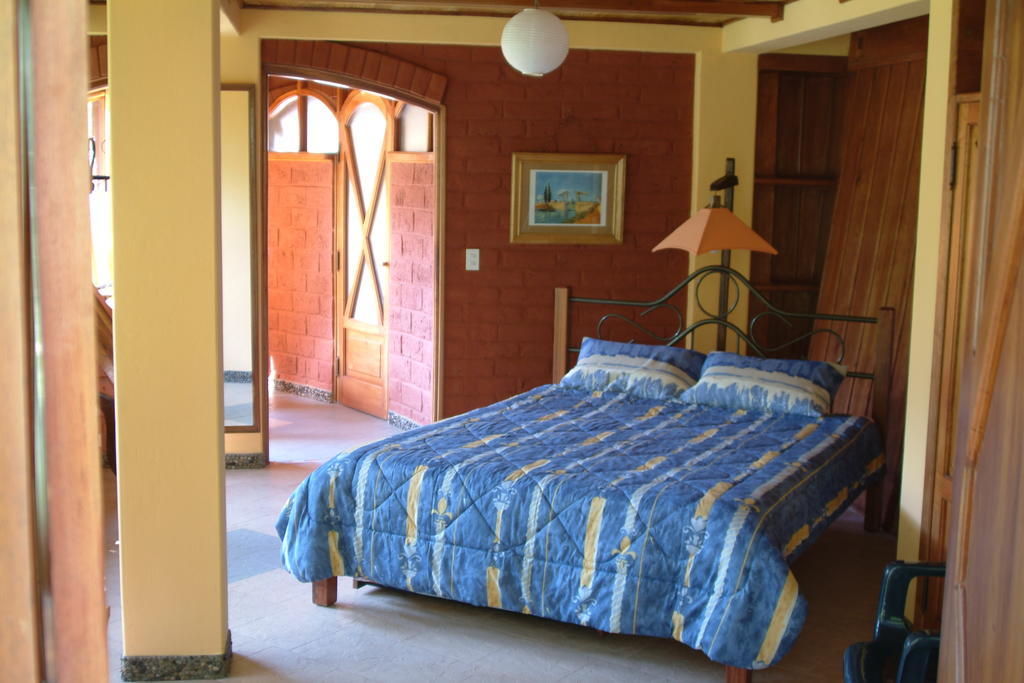 Finca Chamanapamba Guest House บาญอส ภายนอก รูปภาพ