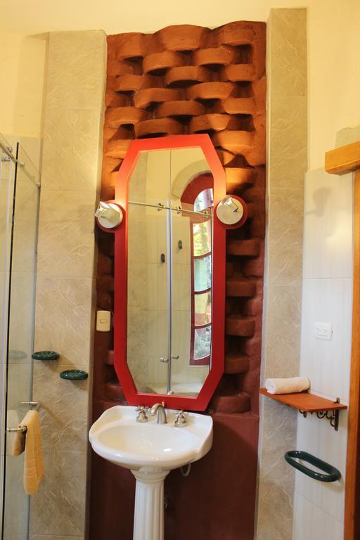 Finca Chamanapamba Guest House บาญอส ภายนอก รูปภาพ